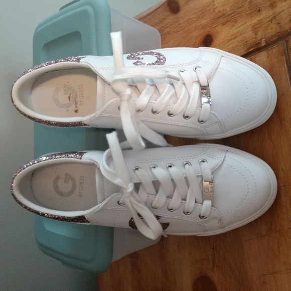 G by GUESS sneakers Size 9 - Picture 3 of 10